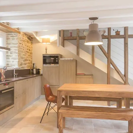 Les Pommiers Holiday home